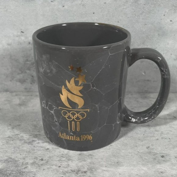 VTG 1996 Official Atlanta Olympics Games Coffee Mug Sports Gold Leaf Torch - Picture 1 of 6